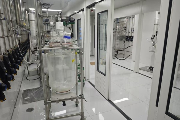 江蘇某生物技術(shù)公司采購高低溫控溫系統(tǒng)助力生物醫(yī)藥研發(fā)精準(zhǔn)溫控項目